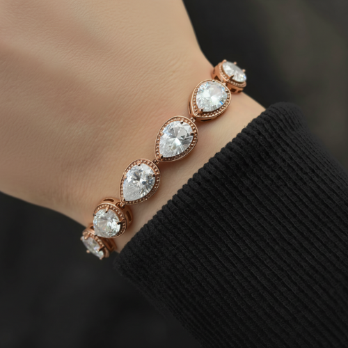 Pulsera de plata con circonias lágrima