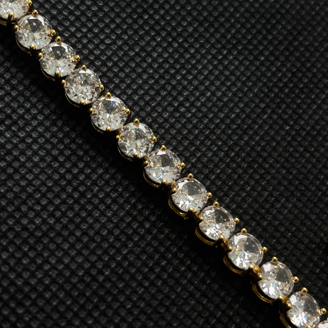 Pulsera tennis dorada con circonia cúbica brillante | Estilo clásico y elegante